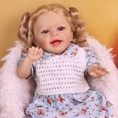 Мягконабивная кукла Реборн девочка Эмилия, 45 см-3