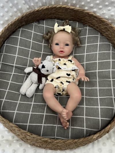 Силиконовая кукла Реборн девочка Стелла, 33 см-3