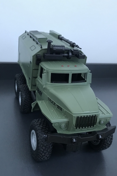 Военный грузовик с закрытым кузовом на радиоуправлении BATTLE-RIG ARMORED-4